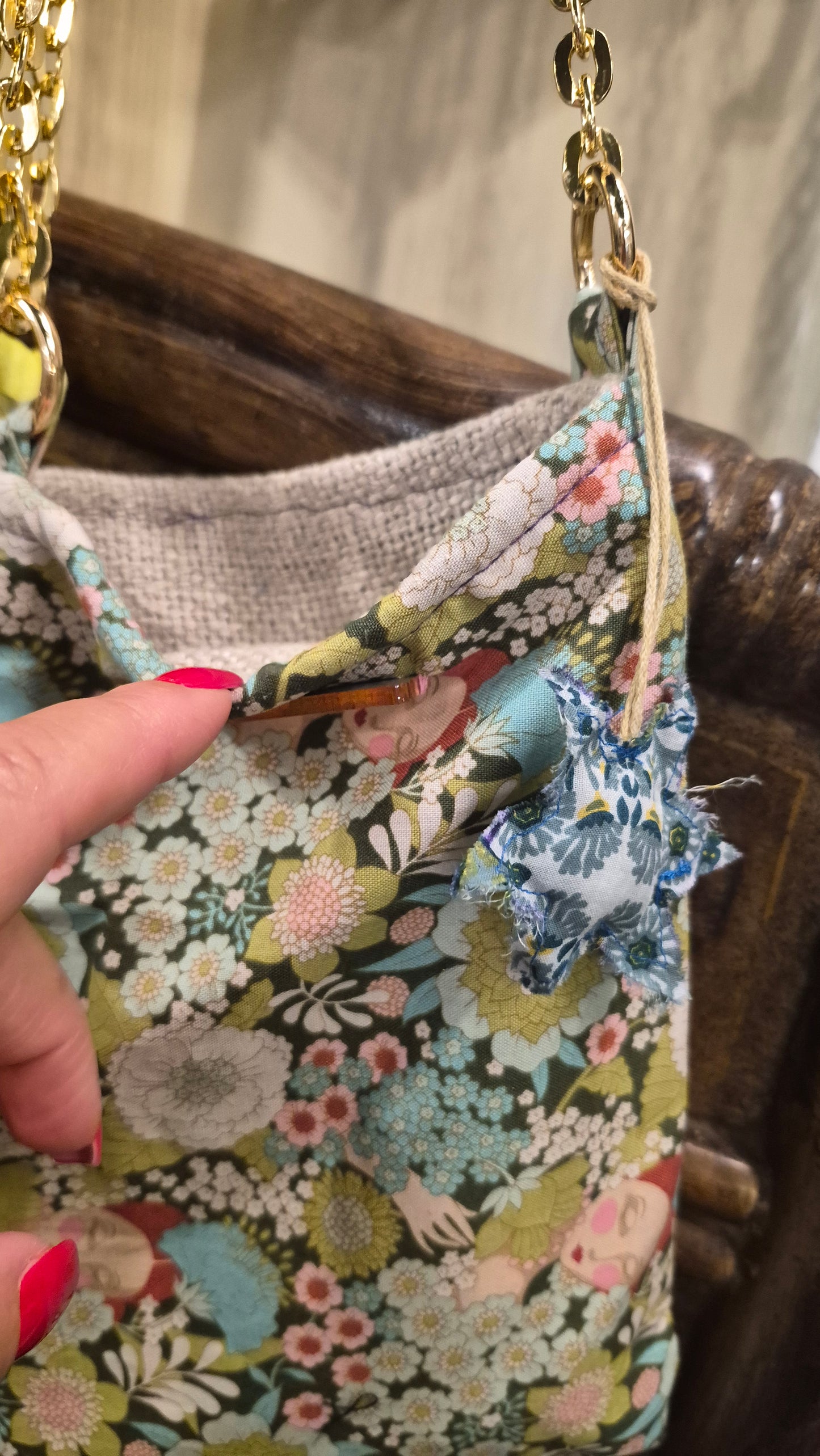 Caracciolina maxi