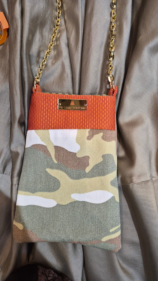 Caracciolina maxi