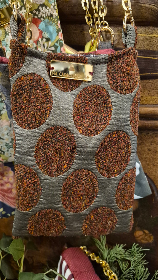 Caracciolina